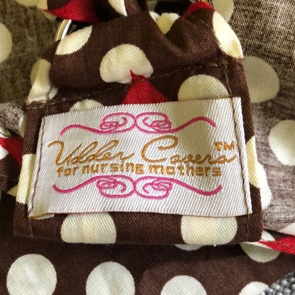 Udder Cover Nursing Shield - Picture 4 of 4